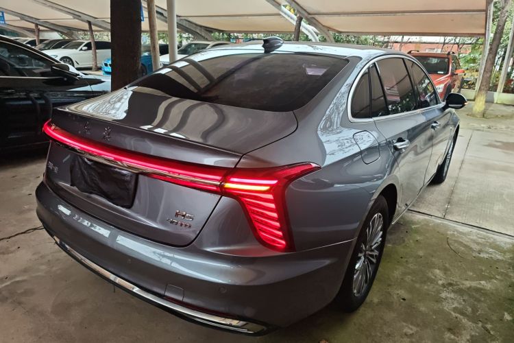 红旗H5 2023款 2.0T 自动智联旗享版车身外观6005