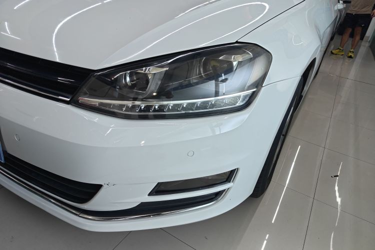 大众 高尔夫 2017款 230TSI 自动舒适百万辆纪念版局部细节36