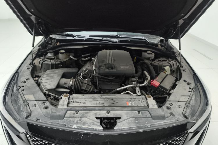 凯迪拉克CT5 2022款 28T 豪华型（标准版）机舱底盘24