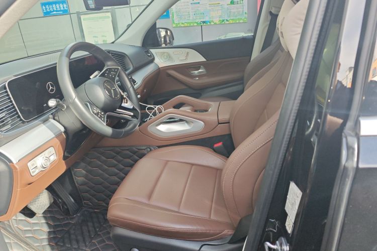 奔驰GLE 2024款 GLE 350 4MATIC 动感型中控内饰19
