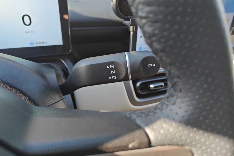 五菱汽车 五菱缤果PLUS 2024款 330km 五座版中控内饰18