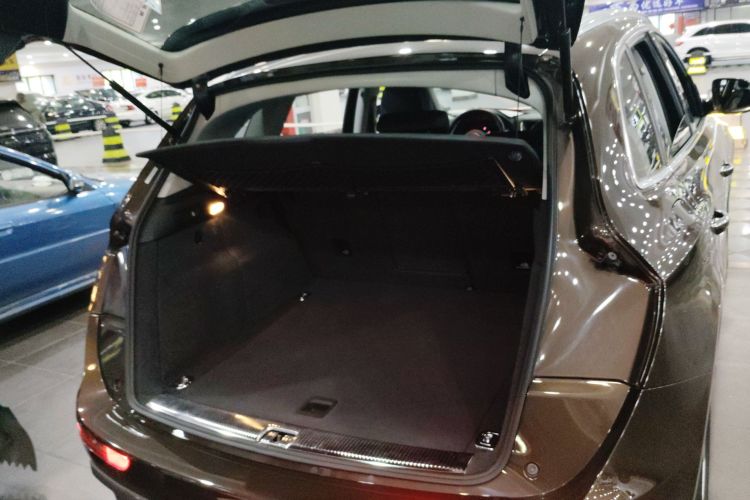 奥迪Q5 2016款 40 TFSI 技术型局部细节23