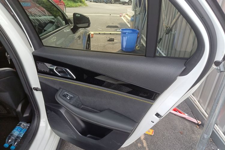 领克03 2023款 2.0TD DCT劲Pro中控内饰7006