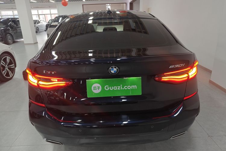 宝马6系GT 2022款 630i M运动套装车身外观6