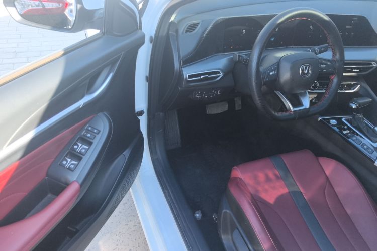 长安 逸动 2021款 PLUS 蓝鲸NE 1.4T GDI DCT尊贵型中控内饰7003