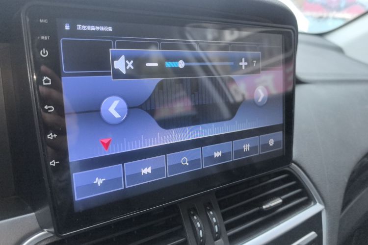 猎豹汽车 猎豹CS10 2016款 2.0T 自动领先型中控内饰16
