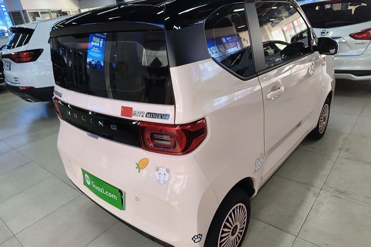 五菱汽车 宏光MINIEV 2022款 马卡龙时尚款 磷酸铁锂车身外观6005