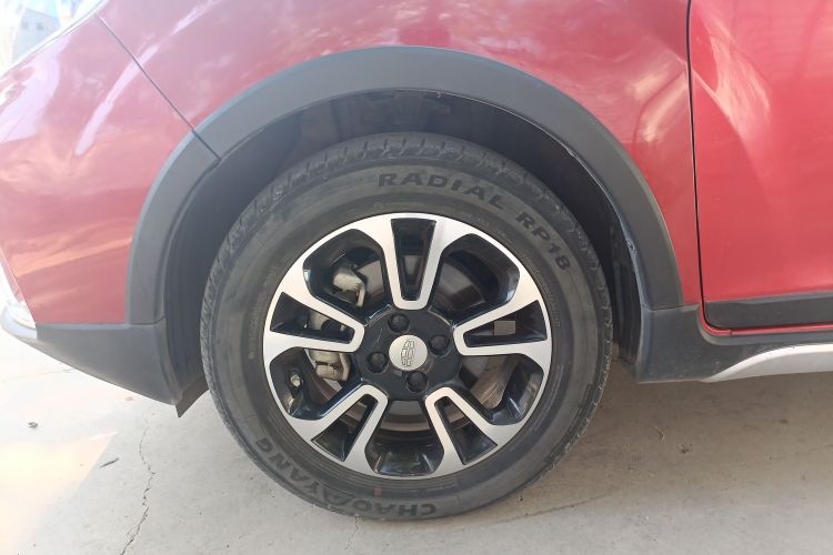 吉利汽车 远景X3 2017款 1.5L 自动精英型车身外观6007