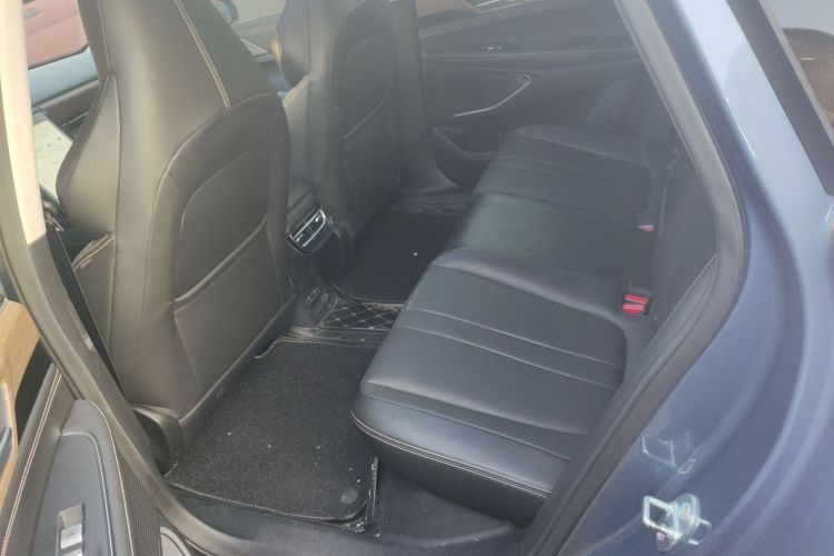 小鹏P5 2021款 460G+中控内饰7004