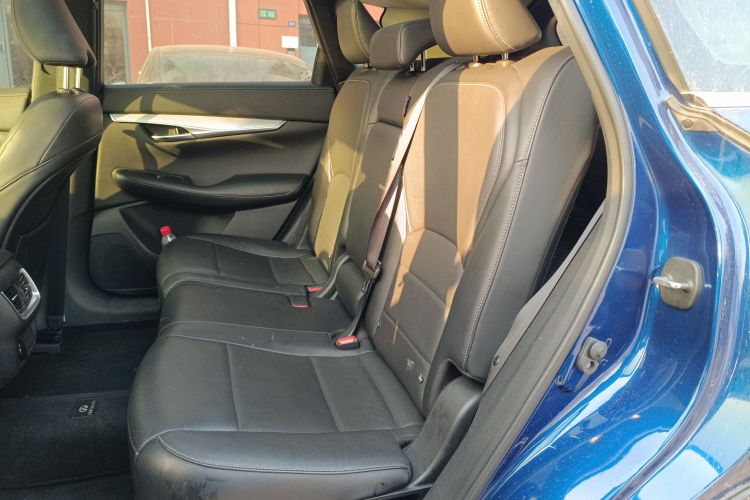 英菲尼迪QX50 2020款 2.0T 四驱领航版中控内饰7004