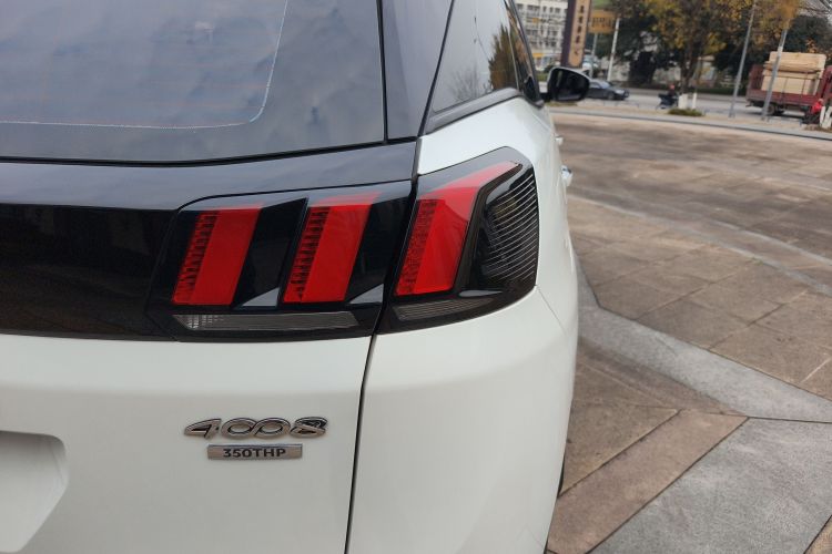 标致4008 2019款 350THP 尝先版车身外观9