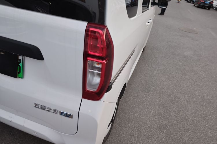 五菱汽车 五菱之光新能源 2025款 201km 标准型车身外观6006