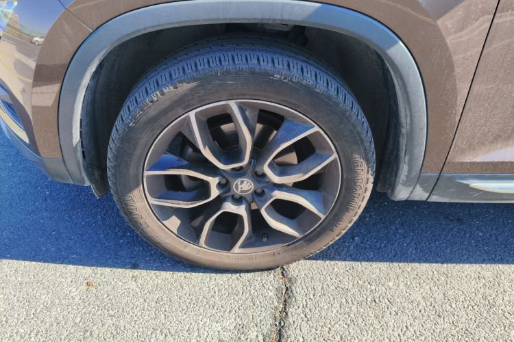 斯柯达 柯迪亚克 2018款 改款 TSI330 7座两驱豪华优享版车身外观6007