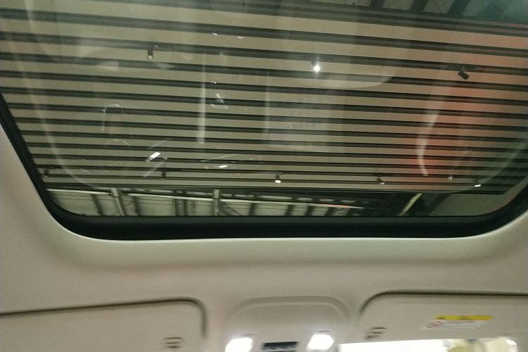 别克 2024款 昂科威Plus 四驱Avenir艾维亚中控内饰22