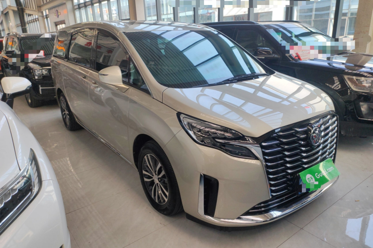 别克GL8 2023款 ES陆尊 舒适型车身外观3