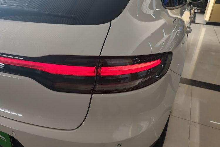 保时捷 2018款 Macan 2.0T车身外观9