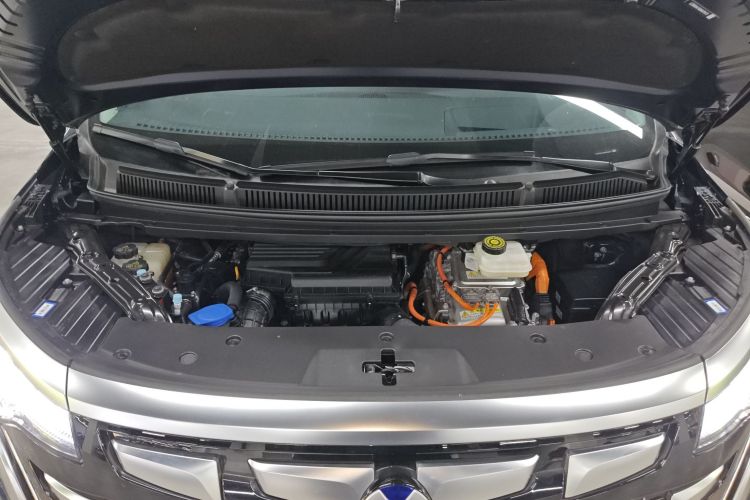 腾势D9 2024款 DM-i 980 四驱旗舰型局部细节24