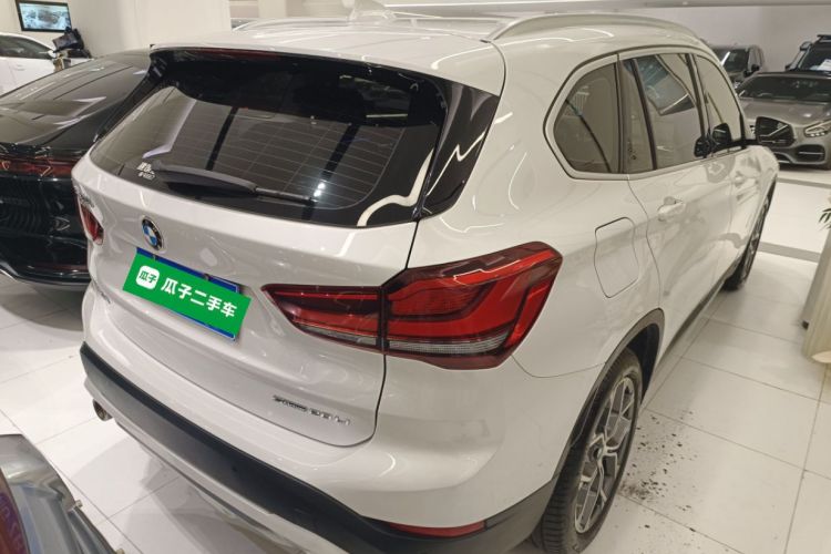 宝马X1 2021款 sDrive20Li 尊享型车身外观7