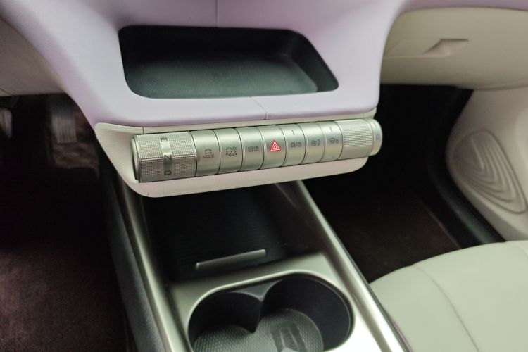 比亚迪 海豚 2021款 405km 时尚版中控内饰18