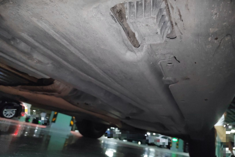 宝马X5(进口) 2013款 xDrive35i 领先型局部细节9004