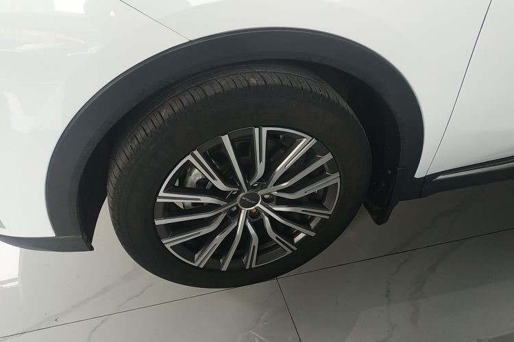 捷途X70 PLUS 2024款 冠军版 1.5T DCT冠军PRO 5座车身外观6007