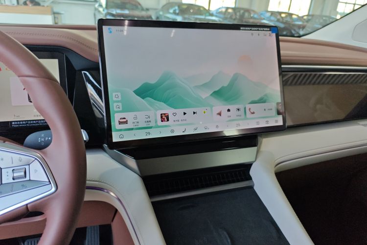 比亚迪 夏 2025款 DM-i 1.5T 180km 卓越型中控内饰16