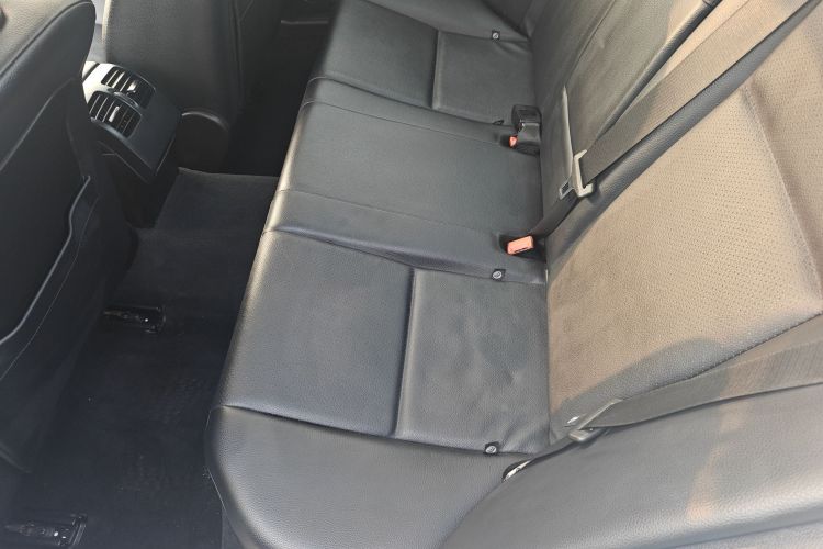 奔驰C级 2013款 C 180 经典型 Grand Edition中控内饰7004