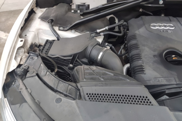 奥迪Q5 2013款 40 TFSI 舒适型局部细节9006