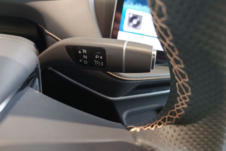 深蓝汽车 深蓝SL03 2022款 1.5L 1200增程版局部细节18