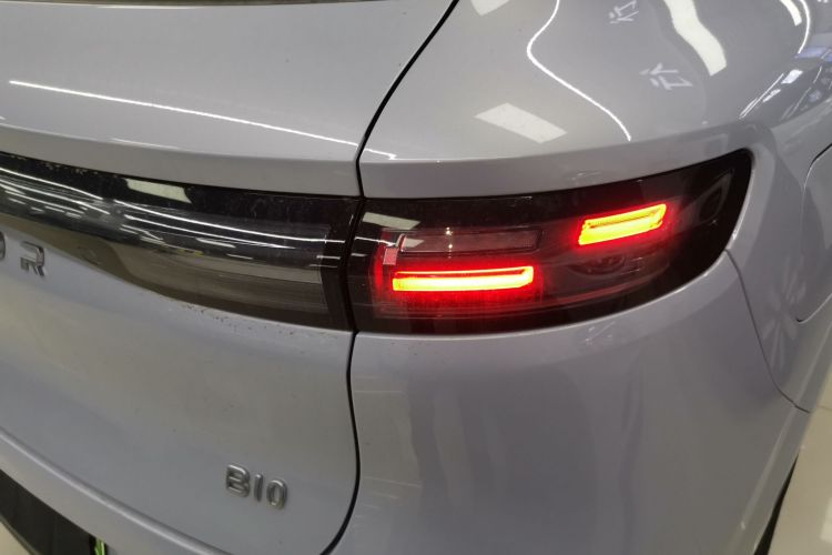 零跑汽车 零跑B10 2025款 510舒享版车身外观9