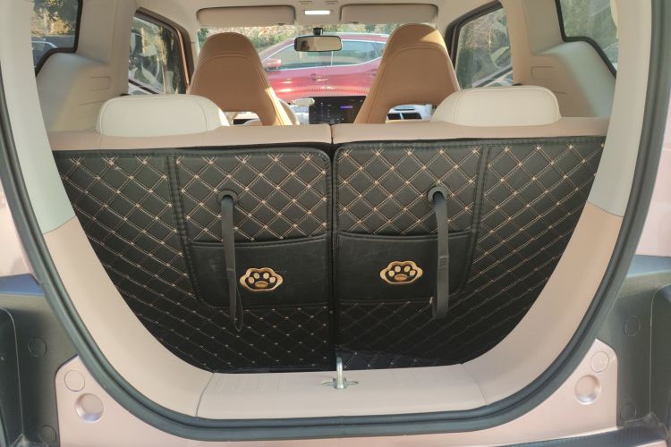 吉利银河 2023款 熊猫mini 200km 耐力熊机舱底盘23