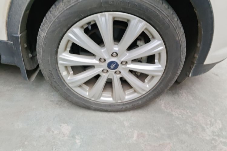 福特 翼虎 2018款 EcoBoost 245 四驱豪翼型车身外观10