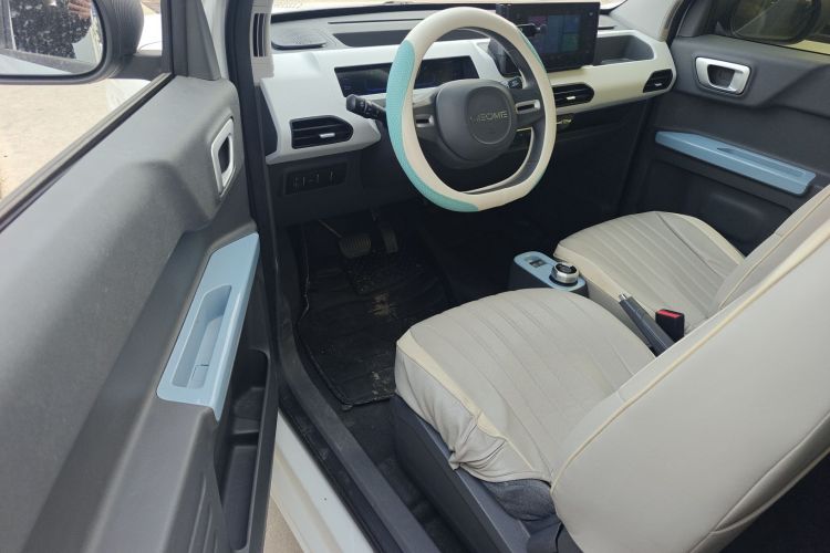 吉利银河 2024款 熊猫mini 200km 耐力熊中控内饰19