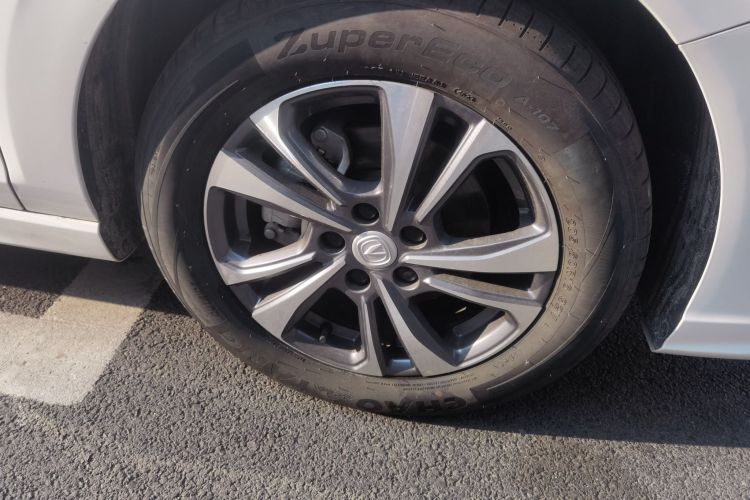 长安 逸动 2023款 畅享版 PLUS 蓝鲸NE 1.4T GDI DCT尊贵版车身外观6007