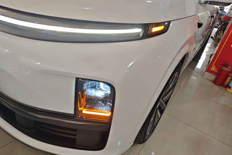 理想汽车 理想L7 2023款 Max局部细节36