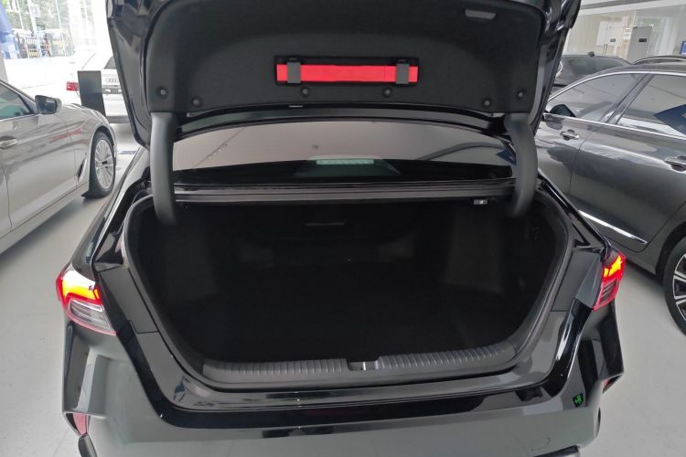 本田 英仕派 2023款 260TURBO 典雅版局部细节23