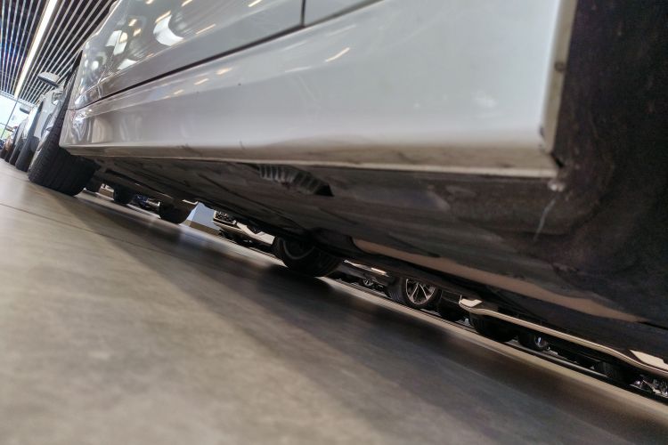 宝马3系 2019款 320Li 时尚型机舱底盘29