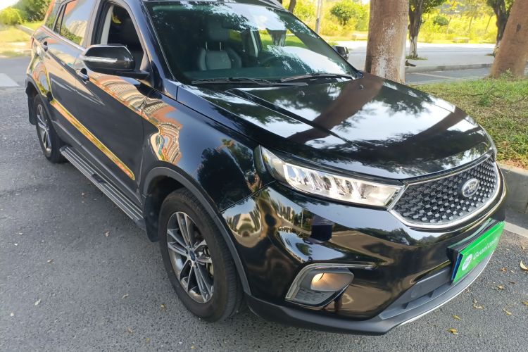 福特 领界 2019款 EcoBoost 145 CVT铂领型 国VI车身外观6002