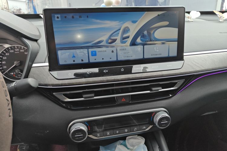 日产 天籁 2022款 2.0L XL-TLS 悦享版中控内饰16