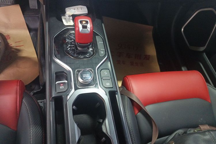 吉利汽车 吉利icon 2020款 1.5TD i6 BSG中控内饰18