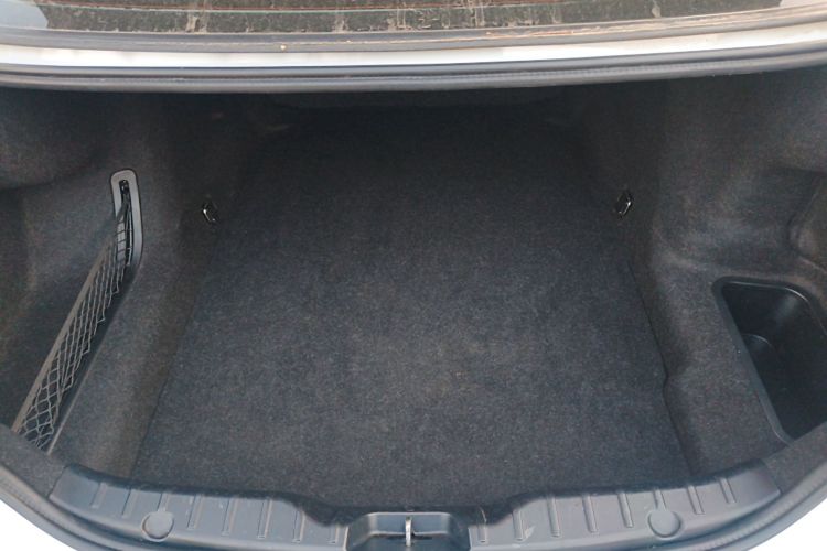 宝马5系 2014款 525Li 领先型局部细节23