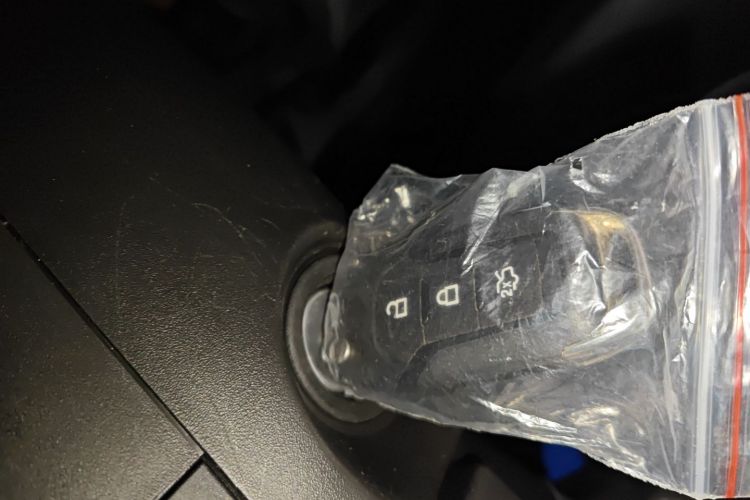 福特 蒙迪欧 2013款 1.5L GTDi180时尚型中控内饰7001