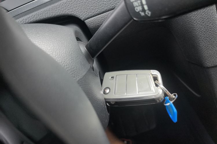 大众 高尔夫 2018款 230TSI 自动舒适型中控内饰7001