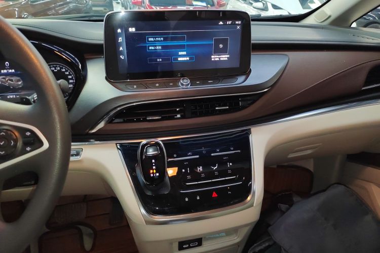 别克GL8 2023款 陆上公务舱 智享型中控内饰16