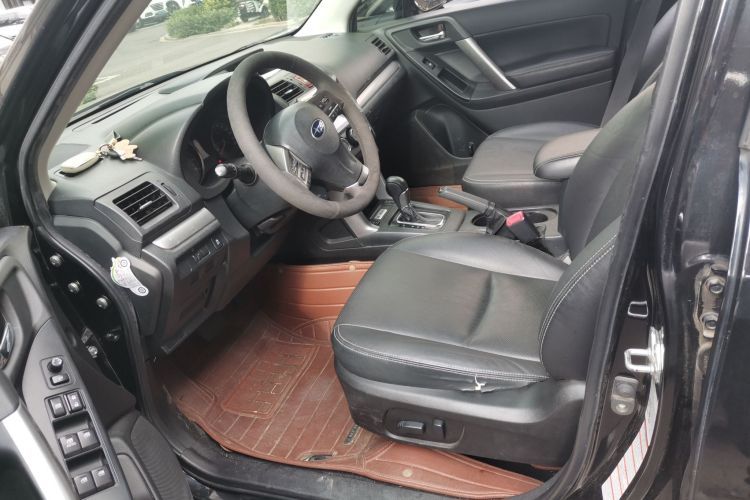 斯巴鲁 森林人 2013款 2.5i 自动豪华版局部细节19