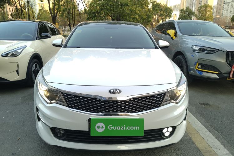 起亚K5 2017款 2.0L 自动15周年特别版LUX车身外观2