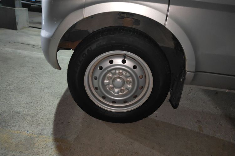 五菱汽车 五菱荣光 2020款 1.5L 加长基本型 国VI L3C车身外观6003