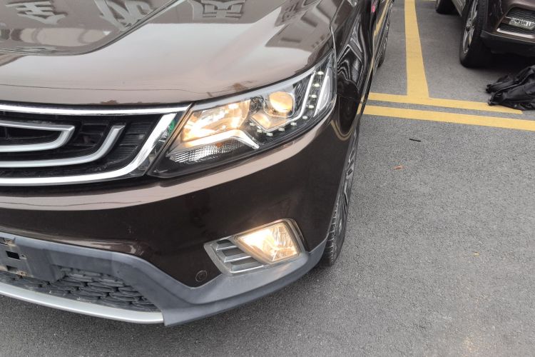 吉利汽车 远景X6 2016款 1.3T CVT豪华型局部细节36