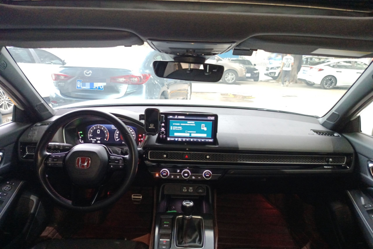 本田 思域 2023款 HATCHBACK 240TURBO 手动极劲版中控内饰12