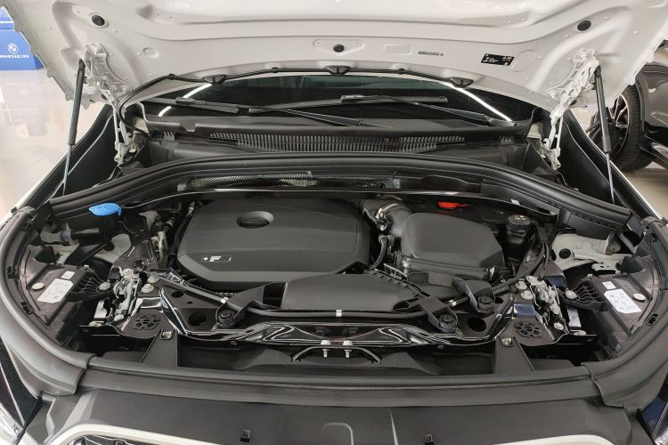 宝马X1 2024款 sDrive25Li M运动套装机舱底盘24